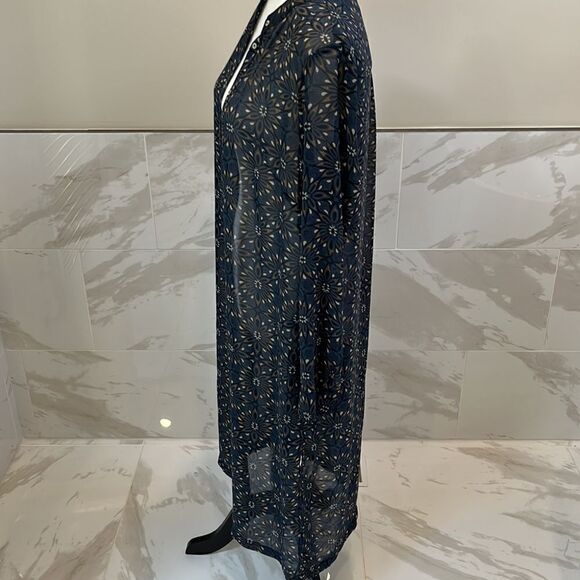 NWOT H & M Blue/Dark Green Sheer Shirt Robe with Front Buttons. Size 4 - Picture 3 of 8